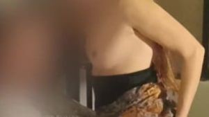 My college roommate’s roommate starts touching my cock while we’re watching a movie