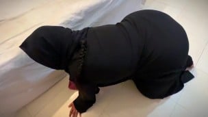Big Ass Curvy Muslim Hot Stepmom Stuck under Bed Then She want Anal fuck from me! (2nd Episode)
