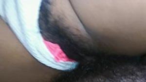 Detalles sexuales con la cuñada